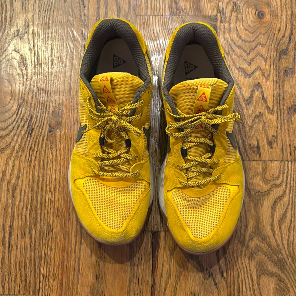 Nike AGC Lowcate Solar Flare Men’s 10